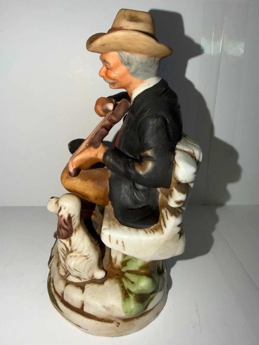 Vintage Porcelain Old Man Playing Fiddle Figurine with Dog on Bench - Picture 4 of 9
